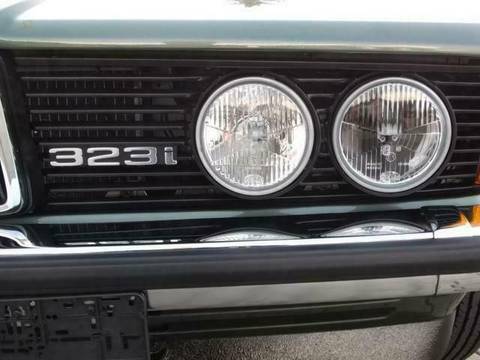 BMW 323 i !!!Neuwagenzustand!!! 1. Hand Servo...