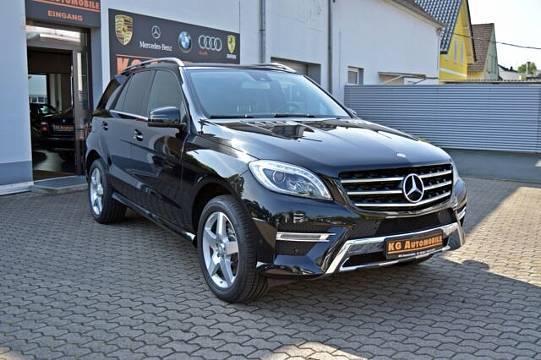 Mercedes-Benz ML 350 CDI 4Matic AMG-Sportpaket-9GTronic-Comand