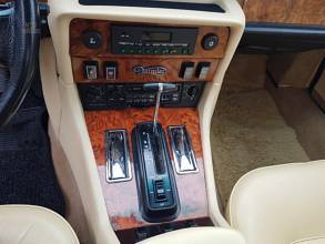 Thumbnail von Daimler Double Six última serie en negro/magnolia