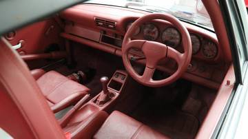 Thumbnail von Porsche 911 Turbo S Leichtbau (1993)  1 of 86 cars worldwide