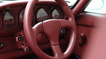 Thumbnail von Porsche 911 Turbo S Leichtbau (1993)  1 of 86 cars worldwide