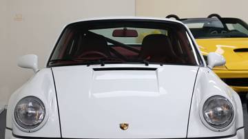 Thumbnail von Porsche 911 Turbo S Leichtbau (1993)  1 of 86 cars worldwide