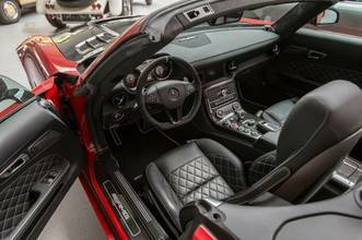 Thumbnail von Mercedes-Benz SLS AMG GT Final Edition Roadster 1 of 350