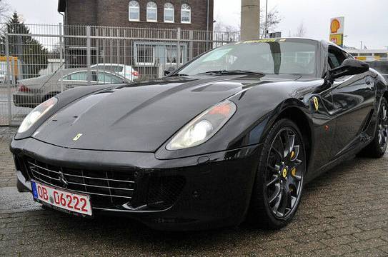 Ferrari 599 GTB Fiorano F1 Keramikbremse Daytona Sitze