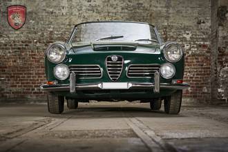 Thumbnail von Alfa Romeo 2600 Touring Spider