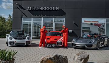 Thumbnail von Porsche 935 1 OF 3 in Salzburg Red Spare Package