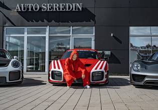 Thumbnail von Porsche 935 1 OF 3 in Salzburg Red Spare Package
