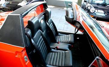 Thumbnail von 914 Coupé, říjen 1971, krvavě oranžová/černá