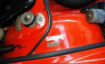 Thumbnail von 914 Coupé, říjen 1971, krvavě oranžová/černá