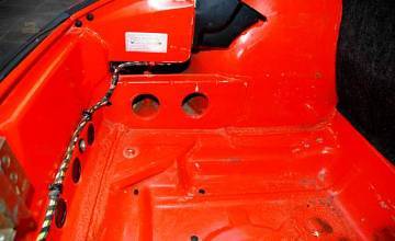 Thumbnail von 914 Coupé, říjen 1971, krvavě oranžová/černá