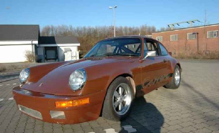 911 RSR Coupé, 1974, Sephiabraun/Schwarz 