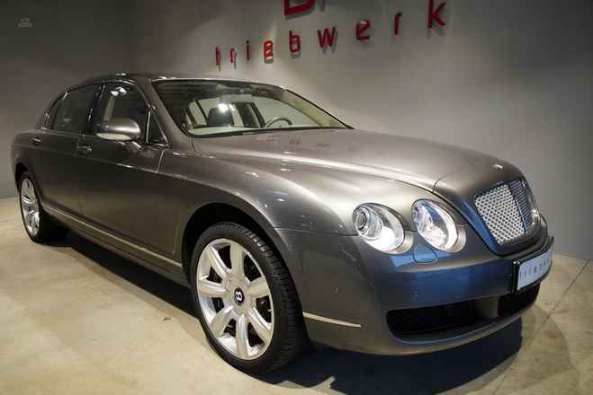 Bentley Continental Flying Spur W12