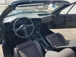 Thumbnail von BMW 320i カブリオレ