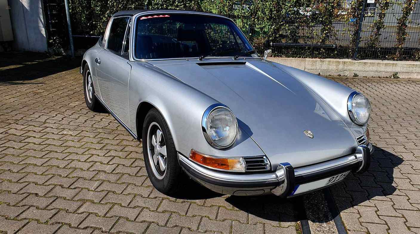 Porsche 911 2.2 T