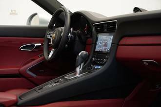 Thumbnail von Porsche - 991