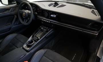 Thumbnail von Porsche - 992