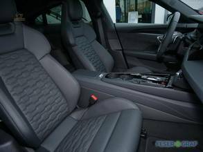 Thumbnail von AUDI E-TRON GT