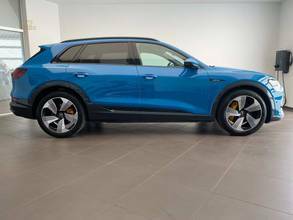 Thumbnail von AUDI E-TRON
