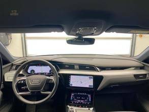 Thumbnail von AUDI E-TRON