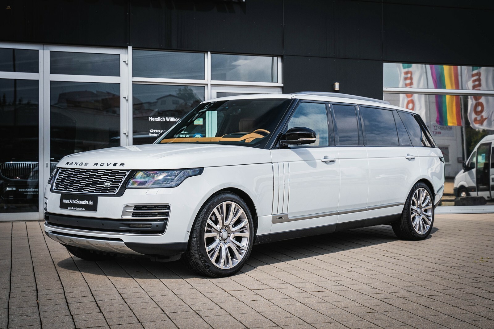 Land Rover Range Rover SV Autobiography VIP +600mm