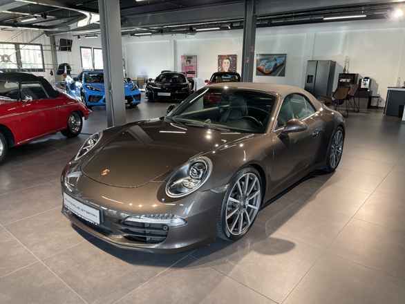 Porsche 911 Carrera Cabriolet, SPORT CHRONO 1. HAND
