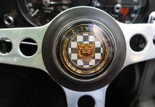 Thumbnail von Jaguar E-Type Serie I Serie I 4,2 ltr. Roadster (1966)