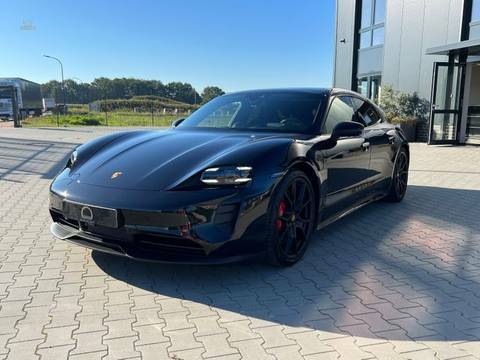 Porsche Taycan Sport Turismo GTS Lift Head-Up HA-Lenkung