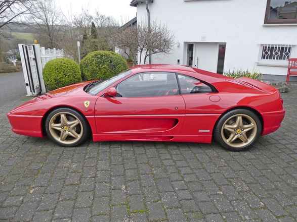 Ferrari F355