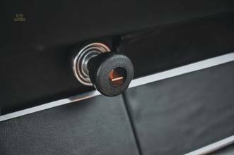 Thumbnail von Porsche 911 2.4L TE Coupe Oil Flap