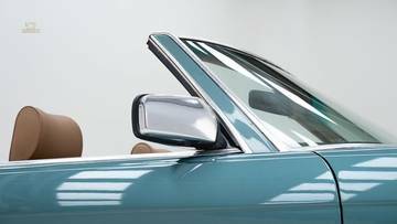 Thumbnail von Mercedes-Benz 560 SL '87