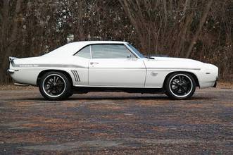 Thumbnail von Chevrolet Camaro YENKO/SC Reconstitution 454 Tremec à 5 vitesses