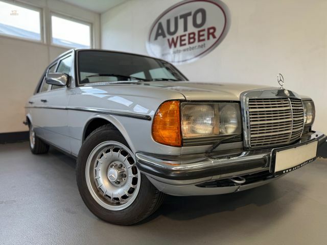 Mercedes-Benz 280 E/123 *AUTOMATIQUE*CLIMATIQUE*CC*RESTAURÉ*H*