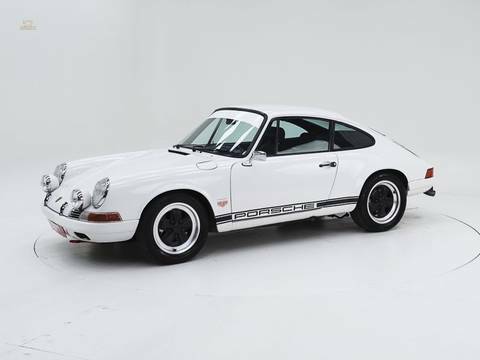 Porsche 911 3.2 Backdating 911R '84