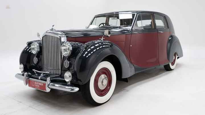 Bentley MK6 Limousine von James Young '48