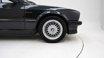 Thumbnail von BMW  320i '90