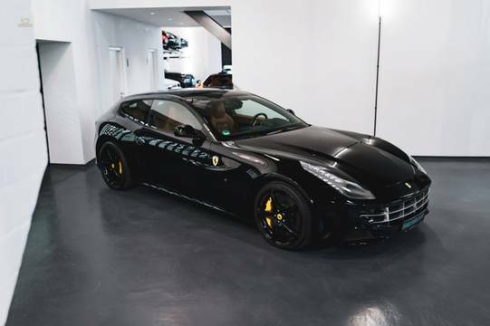 Ferrari FF 6.3 V12 *DAYTONA/CUOIO/LIFT/VOLL*
