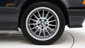 Thumbnail von BMW  730i E32 '88