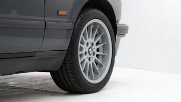 Thumbnail von BMW  730i E32 '88