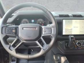Thumbnail von Land Rover Defender 110 D300 AWD X-DYNAMIC SE PANO AHK 20