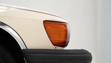 Thumbnail von Mercedes-Benz 560 SL '86