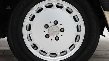 Thumbnail von Mercedes-Benz 560 SL '86