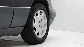 Thumbnail von Mercedes-Benz E 220 Cabriolet '94