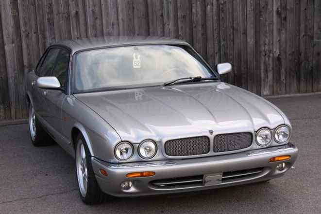 Jaguar Top gepflegter XJR mit 3 Jahre Garantie