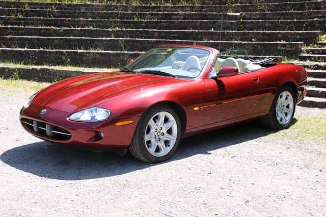 Jaguar XK8 Cabrio 3 Jahre Garantie