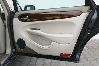 Thumbnail von Jaguar Daimler V8 Lange versie 3 jaar garantie