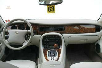 Thumbnail von Jaguar Daimler V8 Lange versie 3 jaar garantie