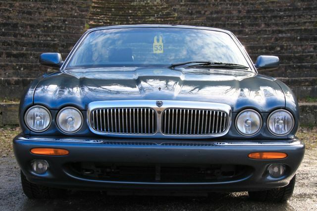 Jaguar Top gepflegter XJR mit Chrome 3 Jahre Garantie