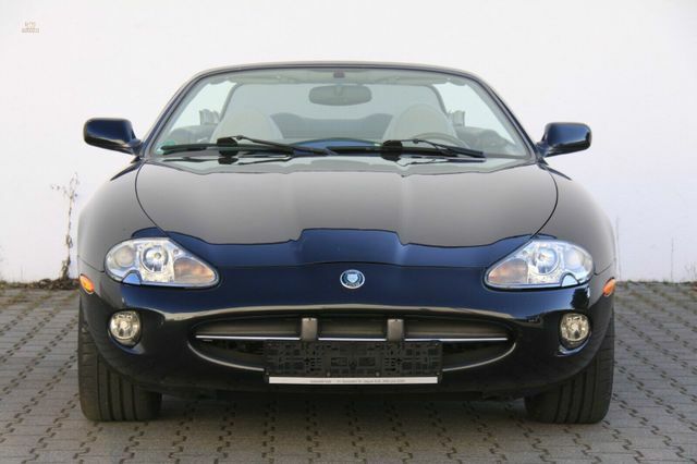 Jaguar XK8 Cabrio 3 Yıl Garanti