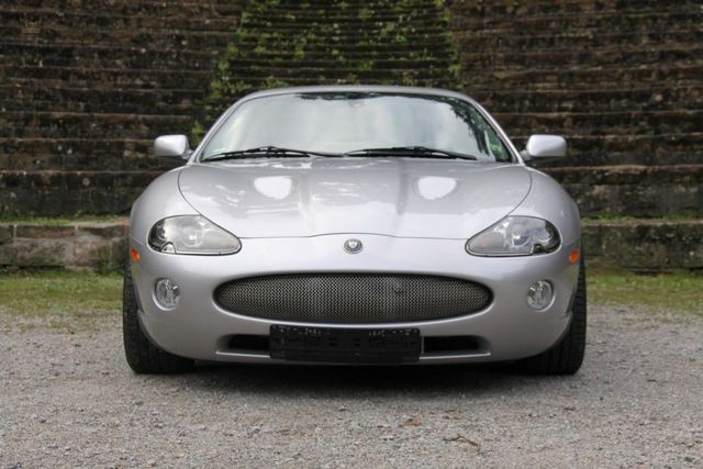 Jaguar XKR Coupé 3 ans de garantie
