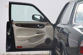 Thumbnail von Jaguar Daimler Super V8 Langversion  3 Jahre Garantie